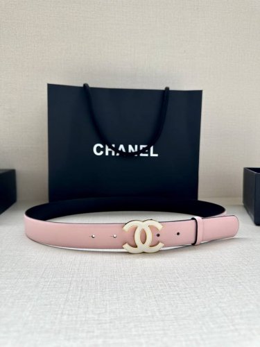 宽度3.0Cm Chanel 香奈儿 进口柔软小牛皮纹路清晰五金配件金 银色 金属磨胶钢扣。
