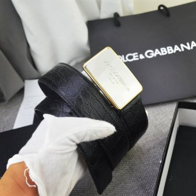 Dg，宽4.0Cm，Dolce&Gabbana 新款 Lux 鞍皮腰带，雅致配饰，搭配徽标搭扣 Lux 鞍皮腰带双电镀标牌 腰带，双电镀标牌搭扣