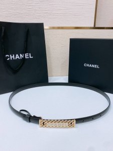 特 Chanel 24C 黄铜金属 进口胎牛皮 1.5Cm 手感柔软 精致腰带 经典链条打扣 超有质感 码数75-100欧