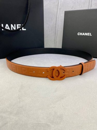 宽度3.0Cm Chanel 香奈儿 进口柔软小牛皮搭配哑色精品钢扣。