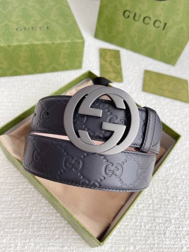 特 配全套包装礼盒 Gucci 4.0Cm专柜同款压花，意大利进口头层小牛皮，原版磨砂皮底。搭配纯铜五金带扣，纯进口机械车线，工艺精细，原单品质。