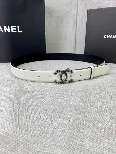 特 宽度3.0Cm Chanel 香奈儿 平纹牛皮金 银 色金属暗印品牌logo磨胶钢扣。