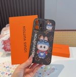 Lv精孔全包手机壳 拉布布图案Lv全包围边皮质手机壳 型号：为了不出现报错型号，请打开本机查看手机设置显示的型号 Iphone16系列更新 Iphone16Pr