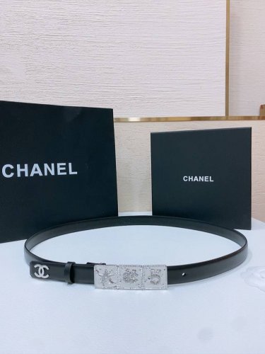 p210 chanel经典双C皮带腰带 新款Logo扣搭配进口胎牛皮皮带身，质感满分，简直身春日里的点睛之笔，宽2.0Cm