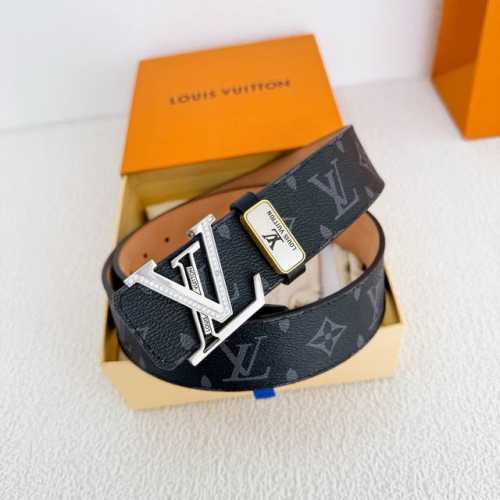 品名： Lv..路易..威登腰带皮带原单 型号：挂扣，经典纯钢材质镶钻挂扣，头层牛皮，图片实物拍摄 材料：头层牛皮，挂扣系列，纯钢材质扣头，钯镀电镀工艺永不掉色