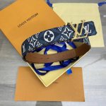 女士腰带 品牌：Lv、、路易、、威登！ 原单： 皮带腰带：双面使用专柜质量、百分百头层牛皮、24K纯钢扣、送人自用首选、保证真皮 包装：请认准图片专柜包装、送打