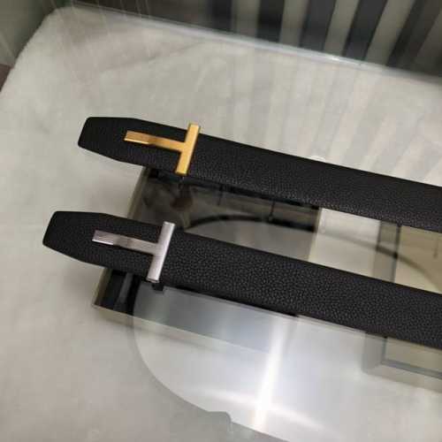 特 汤姆福特最新网红爆款双面头层牛皮配原装盒专柜同步3.8宽新款上市了，原版牛皮，搭配钢扣，优雅，大方用的方便。谢谢你转载。