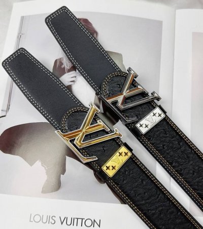 皮带：Lv..路易..威登顶级复刻. 腰带：原单品质百分百头层牛皮，保证真皮。菱形镶嵌工艺.真空电镀.永不掉色.24K纯钢扣头层小牛皮鸵鸟纹双面可用专柜同等质量