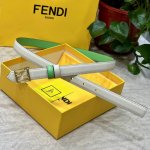 特 片装1Fendl 芬迪 宽20Mm，原单进口小牛皮，搭配原单钌钯电镀f扣，手感.油边近乎完美，原产皮料定制，质感无可挑剔，出众的细节，高清实拍，货真价实，品