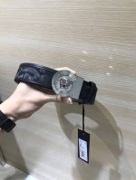 范思哲～专柜同款、实拍专柜官网，支持Nfc尺寸:38Mm，原版立体人头扣 美人头，极富设计美感 ，采用原版织物面料提花配制小牛皮，清晰美观，皮质软，手感舒适，档