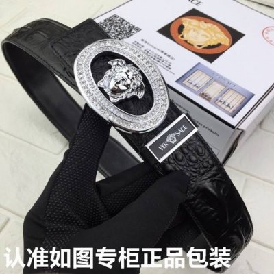 品牌：范思哲.Versace原单 O等级：意大利进口百分百头层牛皮，鳄鱼骨纹。Versace.范思哲。世界著名奢侈品品牌。进口头层牛皮，国外专柜有同款。24K纯