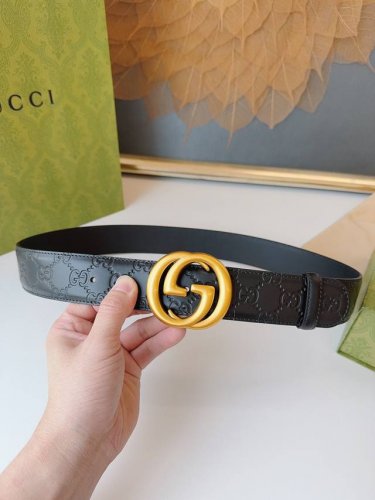 Gucci 经典全皮压花，专柜新版Logo横标，原版进口南非皮底，精品双G钢扣 高端品质，不惧对比，宽度：4.0Cm 代购版本 原单130