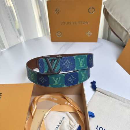 原版包裝 L0Uis Vuitt0N 專櫃最新升級版本 寬度40毫米 全新訂制帆布搭配最新進口原廠皮底 配置新款字母搭扣 經典百搭款！ - 点击图像关闭