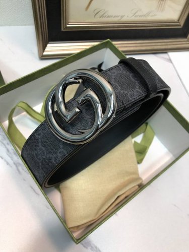 配全套包装礼盒 古驰：原单面料，内衬头层小牛皮底.搭配原单扣头，原单皮料定制，专柜宽度3.8