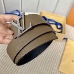驢家新品 寬度40Mm 原單新品 驢家 海外原單代購級別 寬度4Cm 進口原廠togo 荔枝紋面 全新法郎扣飾有logo字樣 雙面可用設計 百搭易襯