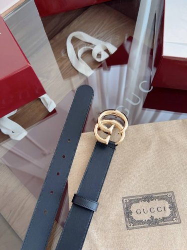 Gucci 表面头层小牛皮 宽度3.0Cm 专柜新版Logo横标，原版进口南非皮底，精品双G铜扣 高端品质，不惧对比。