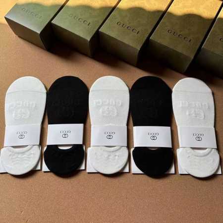 特 Gucci 古奇G家新品女款隐形袜子 一盒五双 镂空网袜，提花经典标志，纯棉材质，超舒适超美腻大牌出街，潮人必备超好搭 - 点击图像关闭