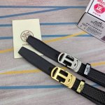 品名：爱马仕.Hermès 自动带 材质：原单牛皮腰带 百分百头层牛皮腰带保证真皮，24K纯钢扣，专柜原单品质、做工精细，时尚大牌，送人自用首选 包装： 请认准