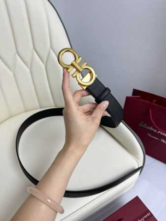 特 Ferragamo.菲拉格慕 全套包装 宽度3.5cm 高级定制款男士皮带 双面进口牛皮 可双面使用 自行选择搭配 真材实料 很有质感 时尚经典不失风范 搭 - 点击图像关闭
