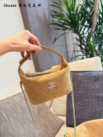 Chanel星星扣便当包 迷你饭盒包 原版头层麂皮16Cm配盒子