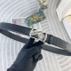 范思哲 特种皮腰带自动带系列 ，原厂五金精品不锈钢扣，手感柔软舒适 宽3.5Cm。