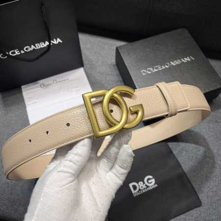 特 Dg。宽4.0Cm Dolce&Gabbana 全新鹿皮纹印花全小牛皮腰带,简约配饰,点缀个性化 Dg 徽标搭扣。Dg 徽标鹿皮纹印花小牛皮腰带 - 点击图像关闭