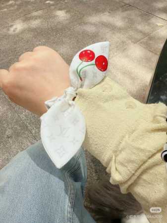 村上隆樱桃皮筋 - 点击图像关闭