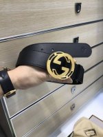 配送专柜包装 打孔针 特批 宽38Mm， 原单进口双面头层小牛皮，搭配原单钌钯电镀双G扣，手感.油边近乎完美，原产皮料定制，质感无可挑剔，出众的细节，高清实拍，
