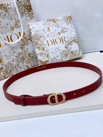 特 Dior Montaigne 腰帯 20毫米黑色光滑牛皮革和粉色渐变仿水晶 、双面头层小牛皮 码数75-100欧 - 点击图像关闭