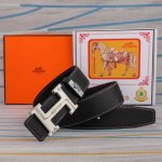 品名：爱马仕.Hermès 材质：原单牛皮腰带 百分百头层牛皮腰带保证真皮，24K纯钢扣，专柜原单品质、做工精细，时尚大牌，送人自用首选 包装： 请认准如图专柜