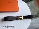 配送专柜全套礼盒包装。 Hermes爱马仕 男士双面原版皮腰带38Mm，搭配精钢H焊点扣