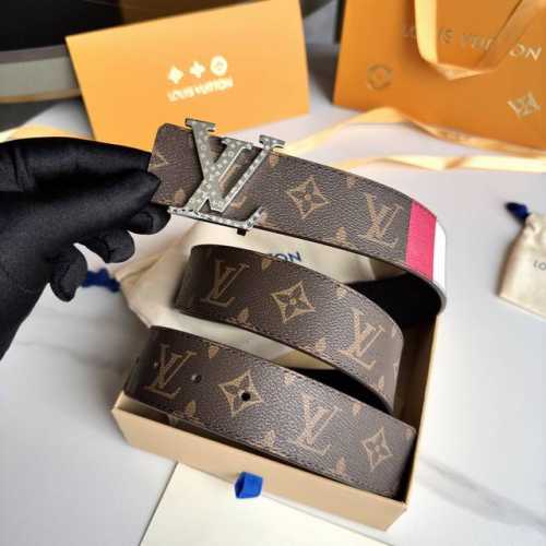 原版包裝 L0Uis Vuitt0N 專櫃最新升級版本 寬度40毫米 精湛工藝定制帆布面料襯托進口小牛皮底 搭配精鋼字母搭扣 經典百搭款