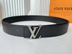 Lois Vuitton 路易威登 男士腰带 原厂荔枝纹 黑色小牛皮平纹底，真空电镀钯金光面扣，双面可用 简约时尚 奢华有内涵 值得拥有！宽度4.0Cm