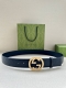 带宽3.8Cm Gucci 互扣式双g原单纹理钢扣腰带，采用热压印技术的gucci Signature皮革精制而成，触感厚实，印花图案清晰分明。