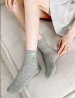 配包装 一盒3双 Chanel 香奈儿 经典字母Logo 纯棉船袜 ，Ins超火爆空调袜，纯棉面料，潮人必备 ，经典配色 个性时尚百搭款，你值得拥有哦