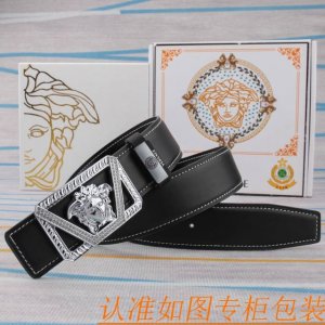 腰带皮带：范思哲原单牛皮腰带 男款皮带：材质百分百头层牛皮腰带保证真皮皮带，专柜原单品质、做工精细，时尚大牌，送人自用首选包装： 请认准如图专柜包装赠送打孔器手