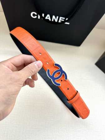 宽度3.0Cm Chanel 香奈儿 女士腰带 小牛皮 此扣头 内侧Cnc走光处理 边角手感圆润配磨胶金属钢扣。 - 点击图像关闭