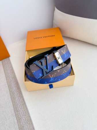 品名： Lv..路易..威登腰带皮带原单 型号：挂扣，经典纯钢材质挂扣，头层牛皮，图片实物拍摄 材料：头层牛皮，挂扣系列，纯钢材质扣头，钯镀电镀工艺永不掉色。原 - 点击图像关闭