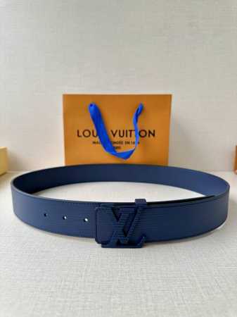 L0Uis Vuitt0N Lv 男士专柜品质水波纹腰帶 寬度40毫米 配置精钢字母搭扣 扣头可随意搭配 ～双面小牛皮设计 皮质柔软 手感细腻舒 - 点击图像关闭