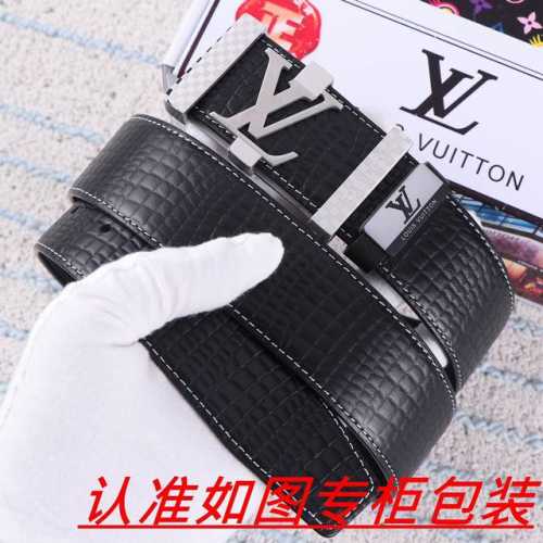 品名：Lv..路易.威登 腰带原单 皮带 材料：百分百头层牛皮，保证真皮。24K纯钢扣双面可用专柜同等质量， 送人自用首选 包装： 请认准如图专柜包装，赠送打孔