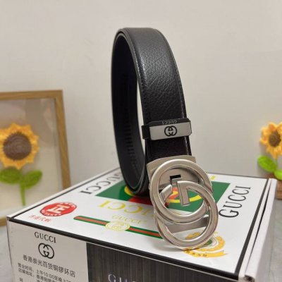 品名：古奇.Gu...Ci 自动带 材质：原单牛皮腰带 专柜原单品质、做工精细，时尚大牌，送人自用首选 包装： 请认准如图专柜包装赠送打孔器手提袋专柜礼盒宽度3