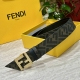 Fendi 芬迪 专柜同款 宽4.0Cm 双环正反用腰带 Ff按钉搭扣 黑色Cuoio Romano皮革材质 反面面料带有烟草黄和黑色Ff图案 黑色珐琅金属饰面