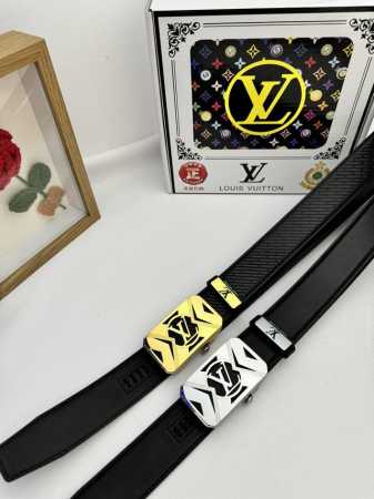 品名：Lv..路易..威登自动带 材质：原单牛皮腰带 百分百头层牛皮腰带保证真皮，24K纯钢扣，专柜原单品质、做工精细，时尚大牌，送人自用首选 包装： 请认准如 - 点击图像关闭