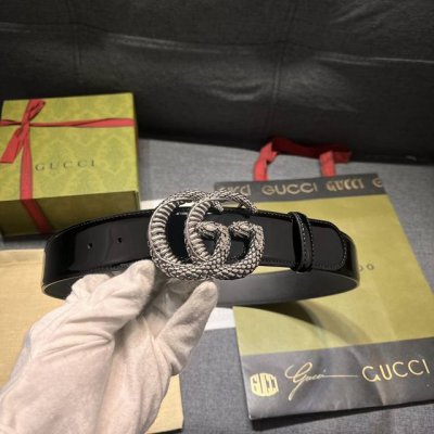古奇 宽4.0Cm Gucci 新款 同步更新，进口原厂漆皮 头层牛皮，最新设计，专柜新款 使得整体更加时尚百搭款式，