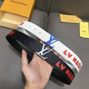 原版包裝 L0Uis Vuitt0N 今季新品 男士原單腰帶 寬度40毫米 雙面進口頭層小牛皮絲印圖案Logo設計 搭配最新精鋼五金 可雙面佩戴 適合沈穩低調的