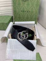 Gg Marmont系列宽版腰带黑色皮革 金色调配件 双G 宽度：4厘米