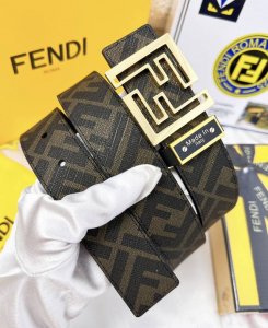 皮带：Fendi.芬迪..顶级原单复刻. DDD 腰带：百分百头层牛皮，保证真皮。双层Ff镂空雕刻工艺设计24K纯钢扣材质，永不掉色进口小牛皮正反双面使用商场专
