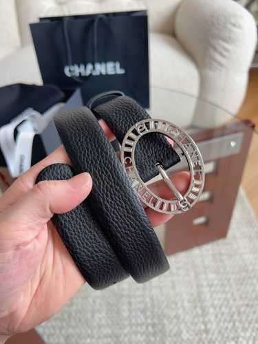 香奈家经典-款女士腰带｜春日优雅点睛之笔 3.0 Cm 小牛皮带身｜柔软亲肤，收腰设计显瘦百搭 精致镀金扣｜真空电镀工艺 光泽持久如新 明星同款｜法式极简风轻松