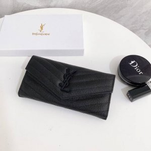 颜色 黑黑尺寸 19X10圣罗兰进口鱼子酱牛皮质感一流独一无二风格，实用内阁超美超时尚美女必备单品