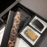 Dg宽3.5Cm Dolce&Gabbana 新款 搭配双扣头，轮换用，时尚商务同时兼顾，搭配可双面使用腰带，五金采用钌电镀 Dg 交叉造型徽标搭扣